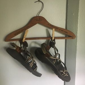 🐻Cute Brown & Yellow USED Chacos🐻